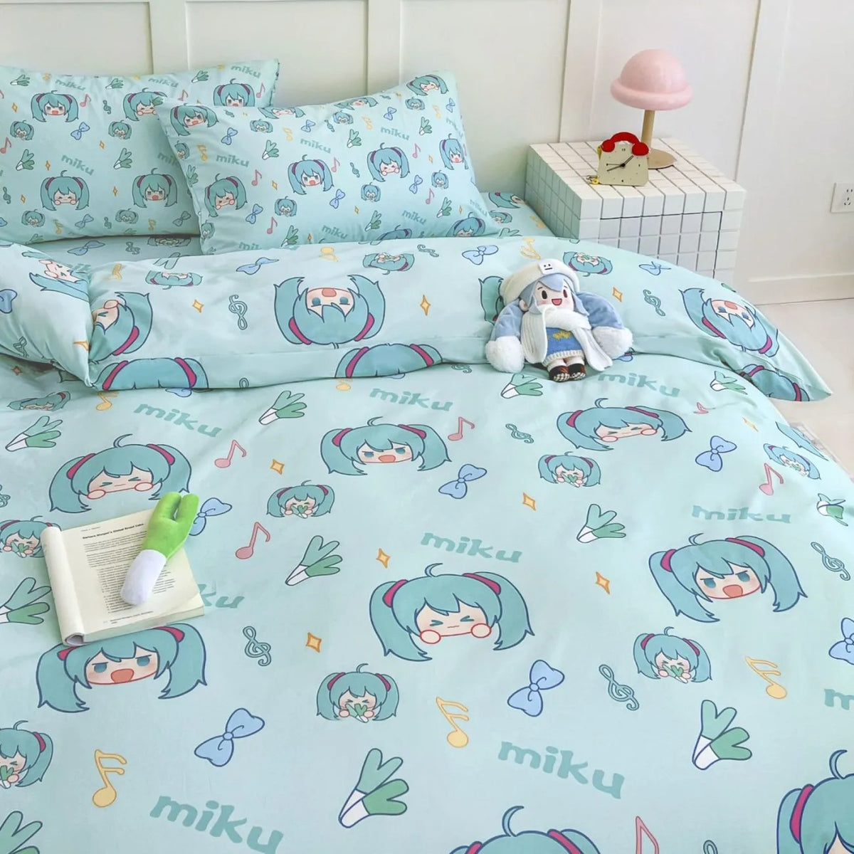 Hatsune Miku Cute Cotton Bed Sheets Set