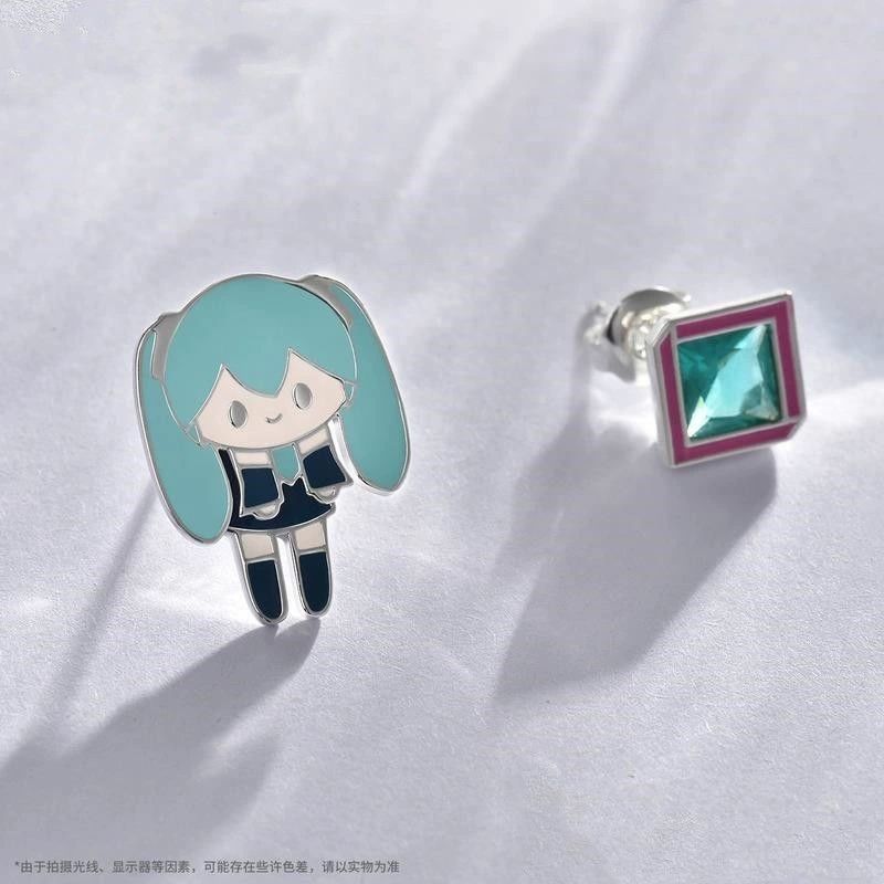Hatsune Miku Featured Cute Stud Earrings